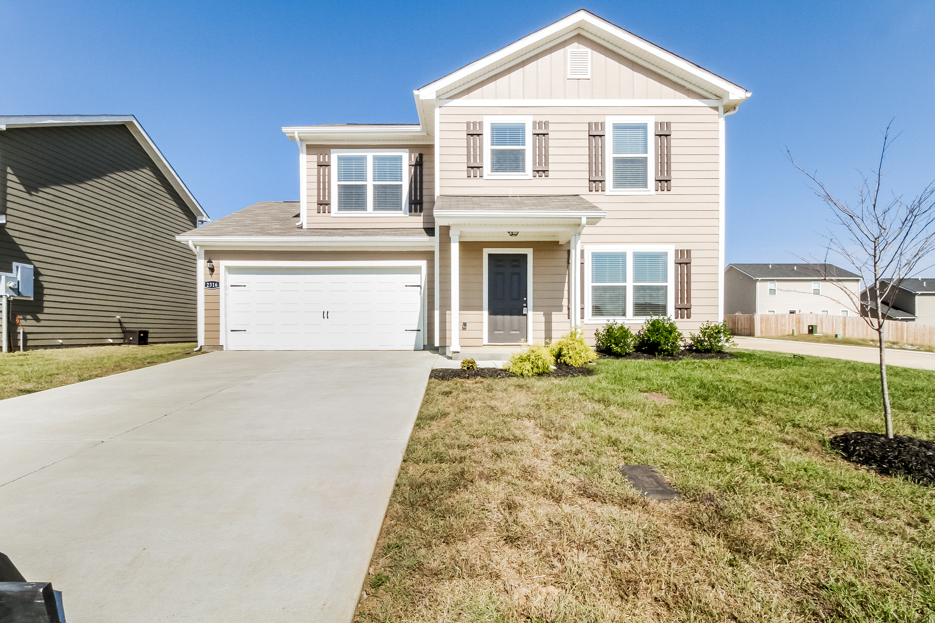 2316 Bee Hive Dr Columbia, TN 38401